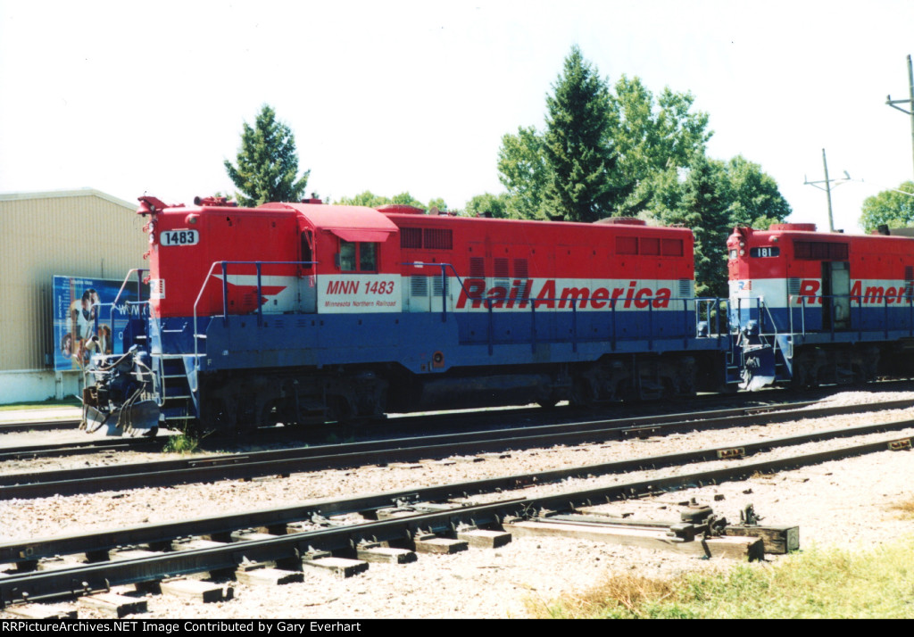 MNN GP9 #1483 - Minnesota Northern